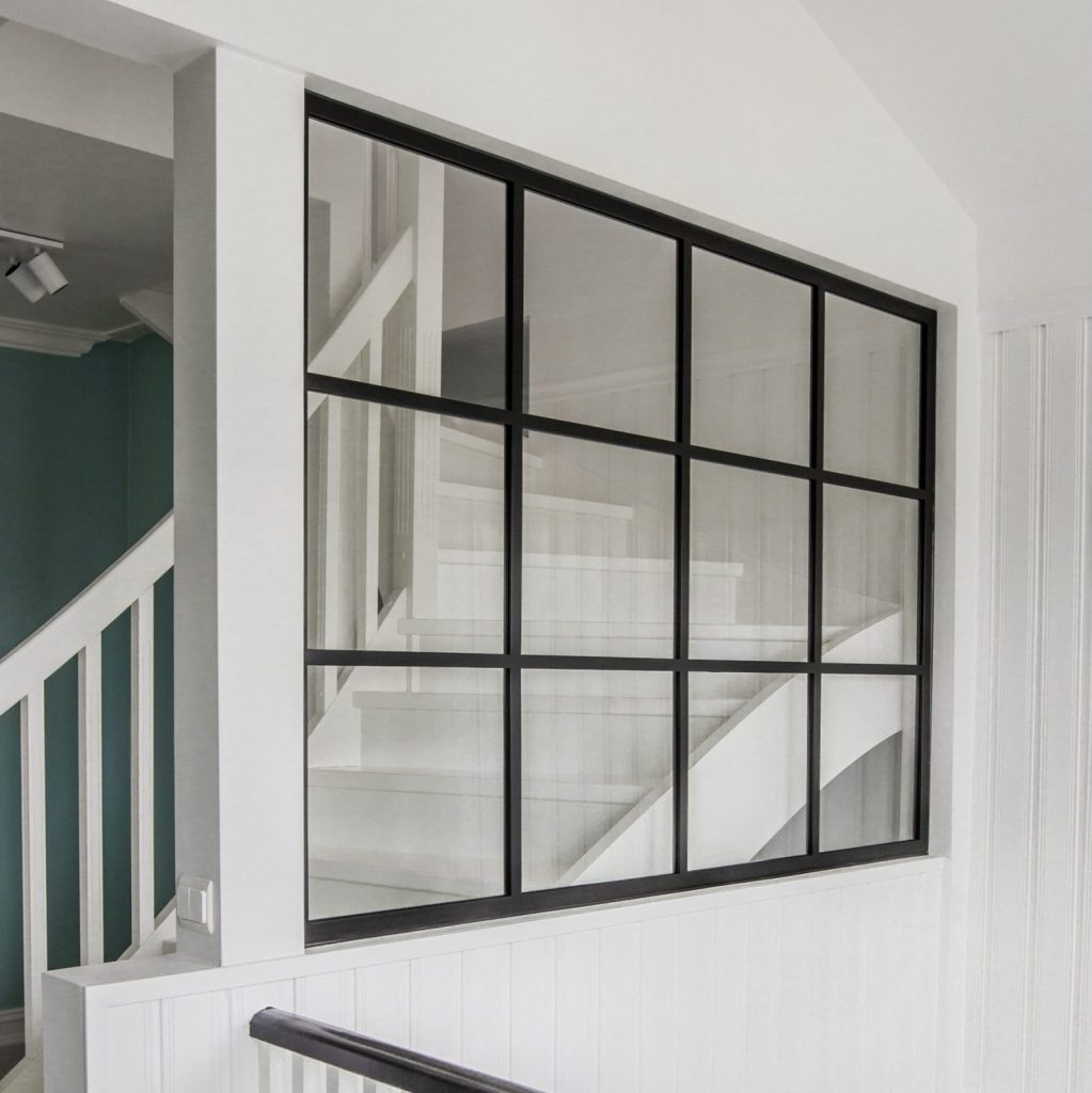 Stiklo langas – fiksuota pertvara (1500×800×30 mm)